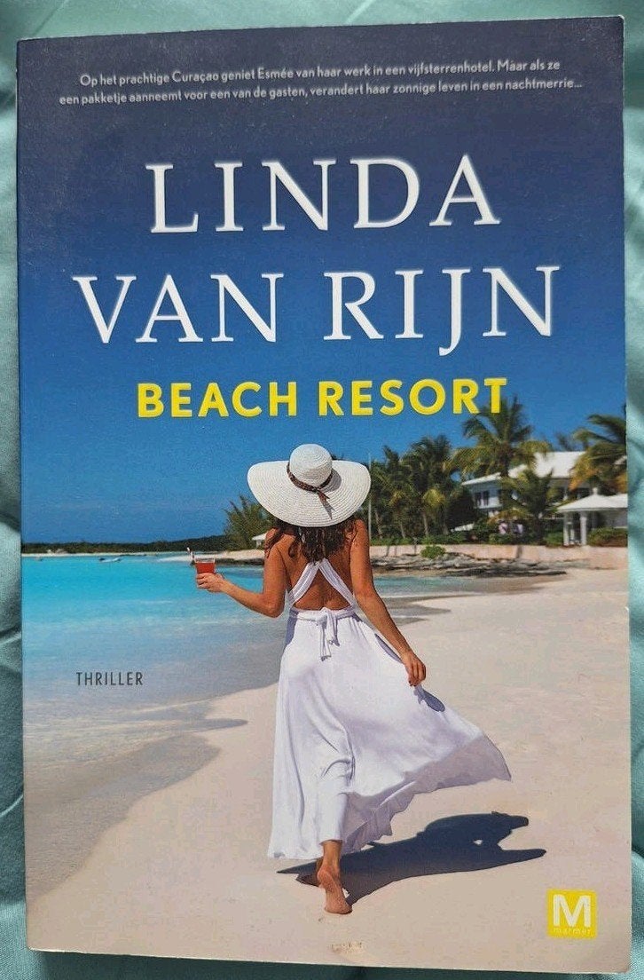 Linda van Rijn - Beach Resort (Thriller), Ophalen of Verzenden, Zo goed als nieuw, Linda van Rijn, Nederland