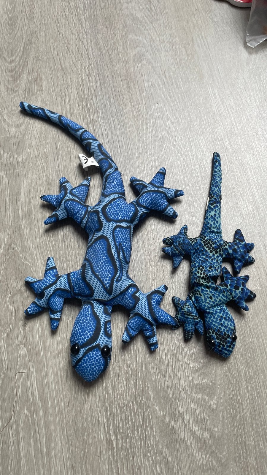 Set van 2 blauwe gekko knuffels, Gebruikt, Overige typen, Blauw, Ophalen of Verzenden