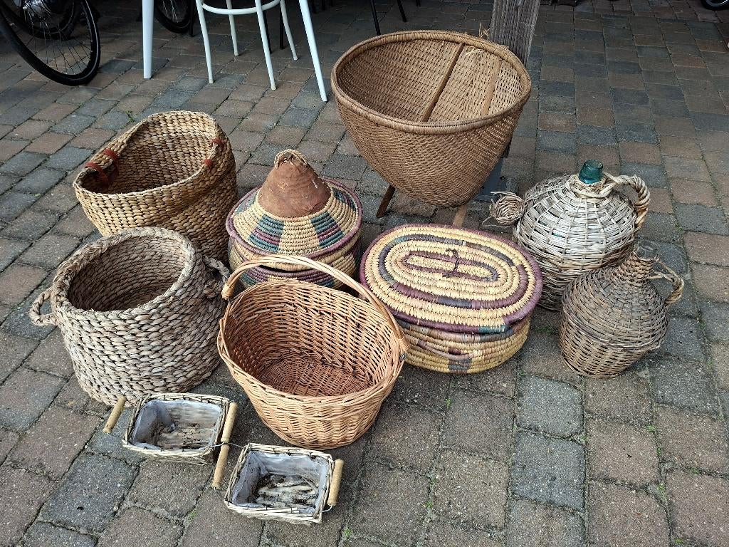 diverse gevlochten manden, Ophalen, Gebruikt, Rond, Riet