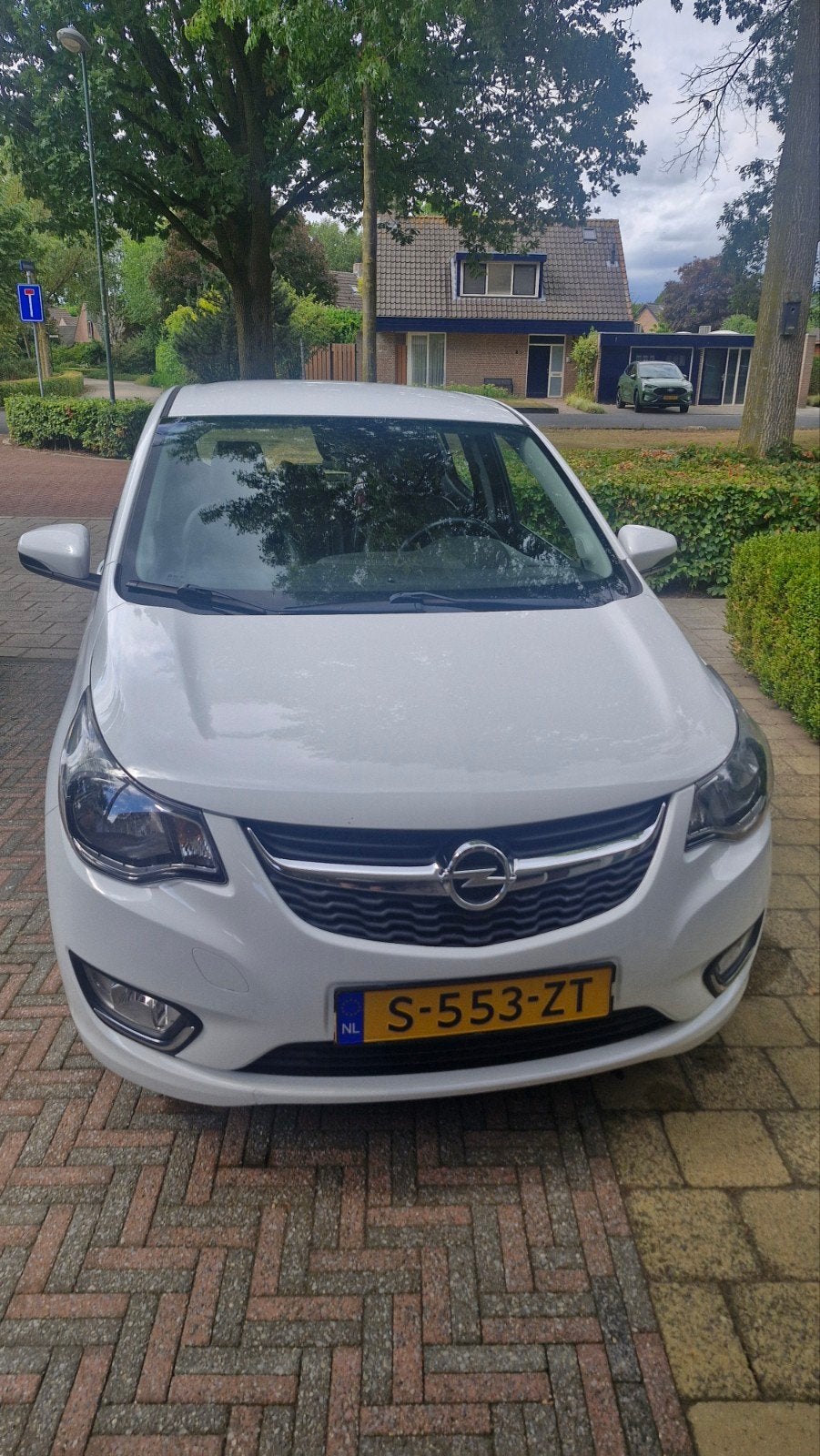 Opel Karl 1.0 Ecoflex 75pk 2015 Wit, Auto's, Voorwielaandrijving, 74 pk, Zwart, Wit