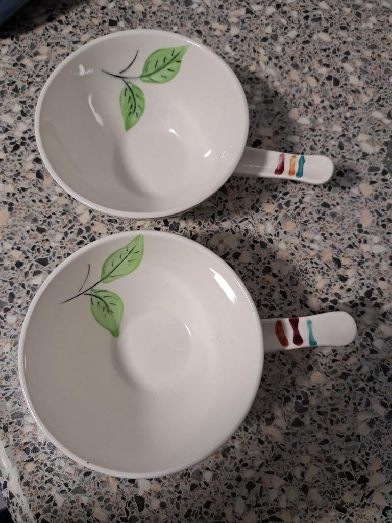 2 vintage kommetjes villeroy en boch, Huis en Inrichting, Ophalen of Verzenden, Overige stijlen, Porselein, Schaal of Schalen