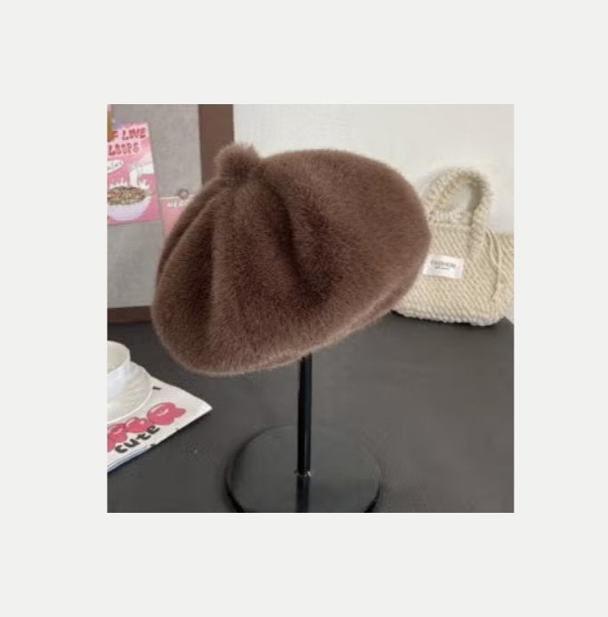 Prachtige dames baret van pluche voor de winter, Kleding | Dames, Mutsen, Sjaals en Handschoenen, Ophalen of Verzenden, Nieuw
