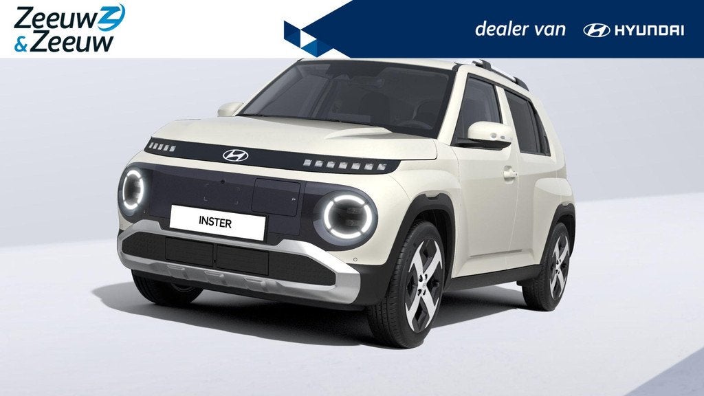 Hyundai Inster 49 kWh / Evolve + W&T | 0,99% RENTE MOGELIJK, Auto's, Hyundai, Automaat, 12 maanden, Stof, Zwart