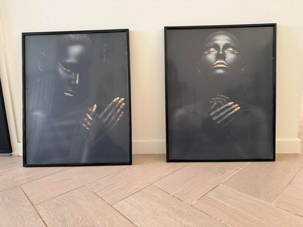 Set van 2 moderne prints met gouden accenten, Huis en Inrichting, Woonaccessoires | Lijsten, Ophalen, Zo goed als nieuw