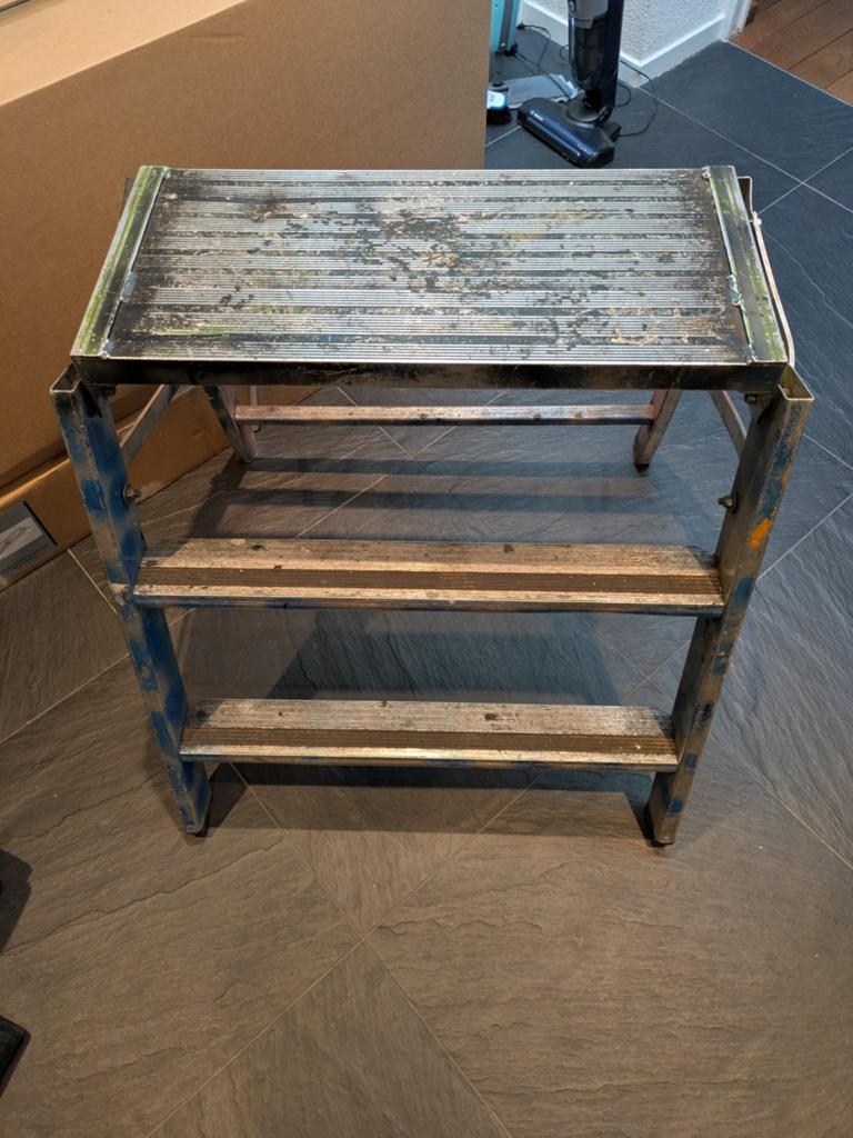 Werkplatform/Werktrap 70cm hoog, 3 treden, inklapbaar, Ophalen of Verzenden, Gebruikt
