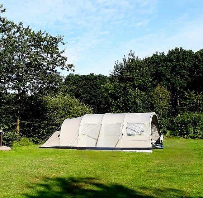 6-persoons tunneltent (Vrijbuiter Tannon 460), Caravans en Kamperen, Tenten, Ophalen, Zo goed als nieuw