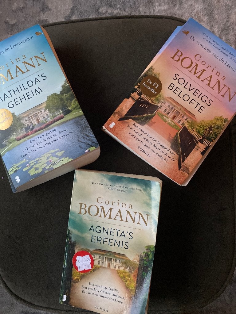 Corina Bomann de Leeuwenhof serie, Boeken, Ophalen of Verzenden, Zo goed als nieuw, Corina Bomann