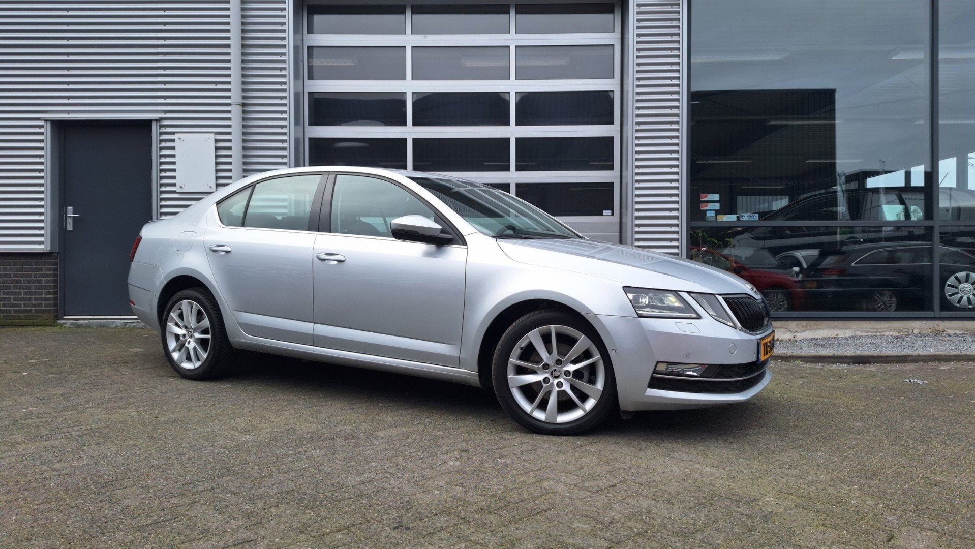 Skoda Octavia 1.5 TSI Sty Bus Automaat/Navigatie/Led/Cruise/, Auto's, Skoda, 1195 kg, Euro 6, 4 cilinders, 150 pk