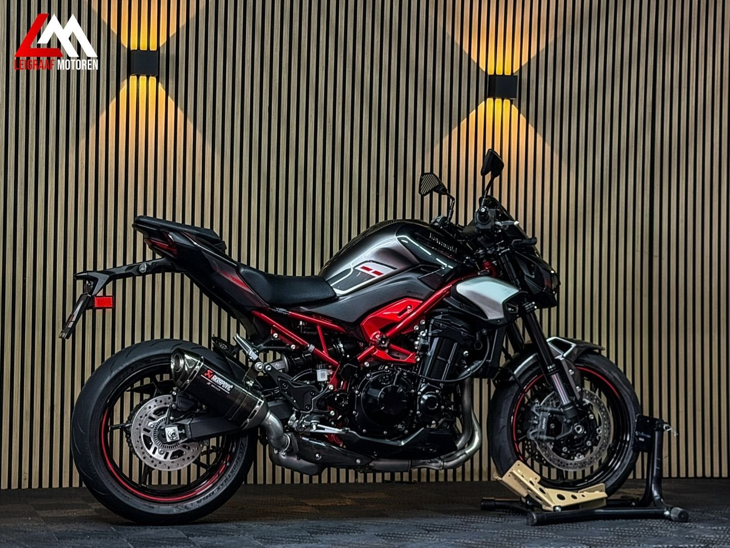 KAWASAKI Z900 PERFORMANCE (bj 2025) 6,999 km, Motoren, Motoren | Kawasaki, 4 cilinders, 948 cc, Bedrijf, Onbekend