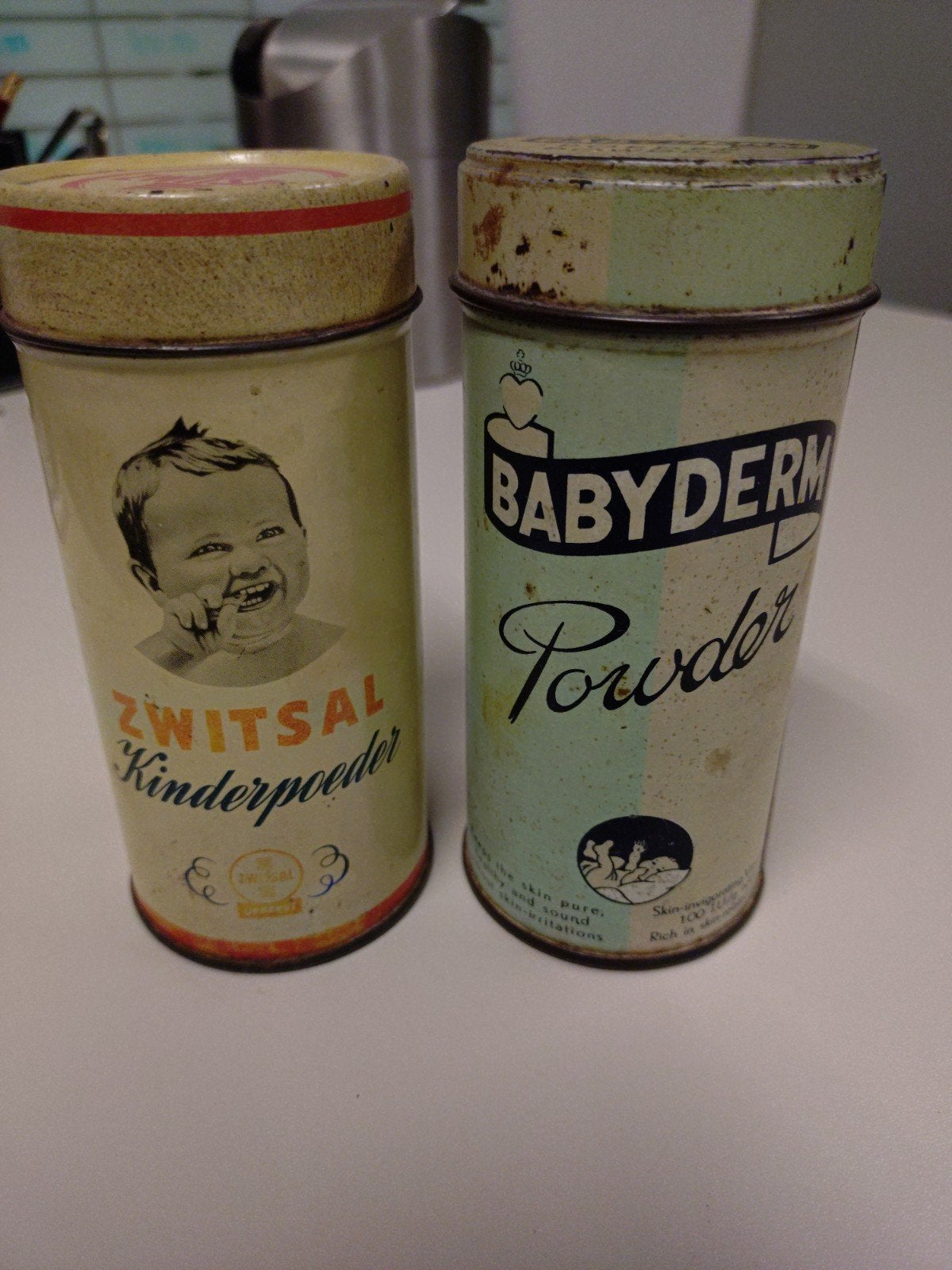 Vintage Zwitsal en Babyderm Kinderpoeder Blikken, Ophalen of Verzenden