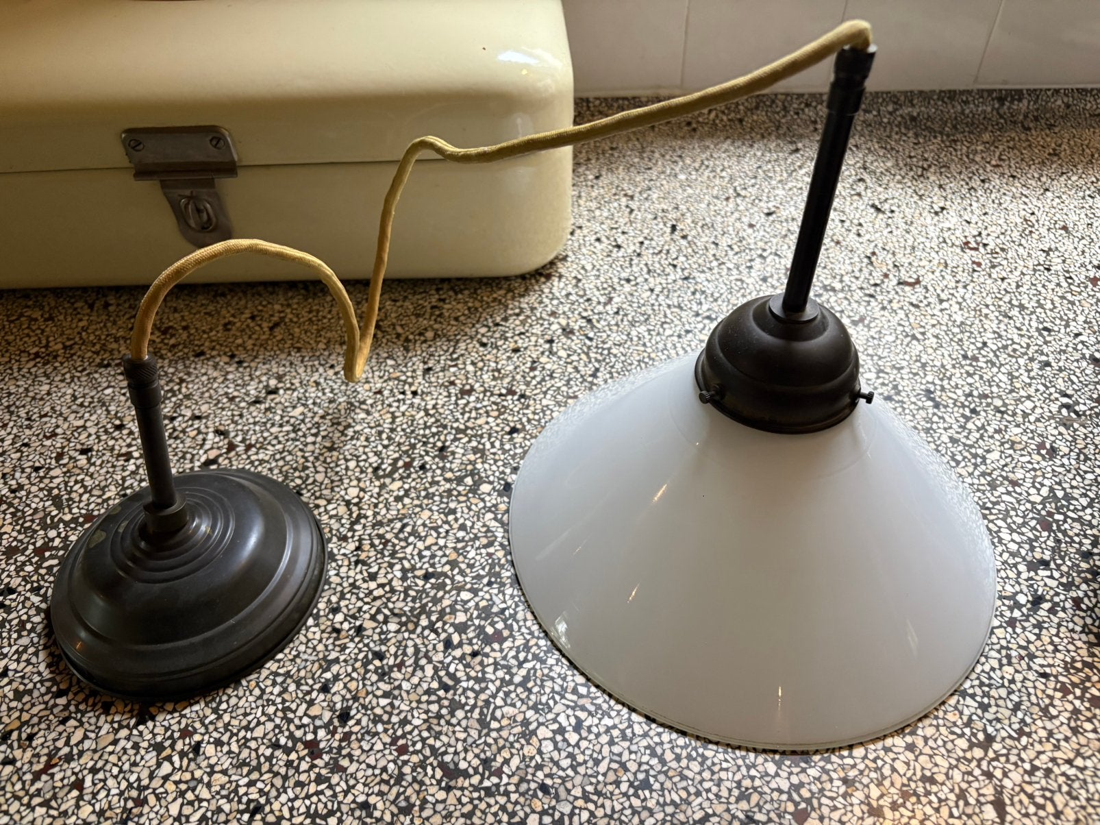 Leuke art-deco bauhaus stijl hanglamp, Gebruikt, Bauhaus Gispen Art deco Jugendstil, Glas, E27 (groot)