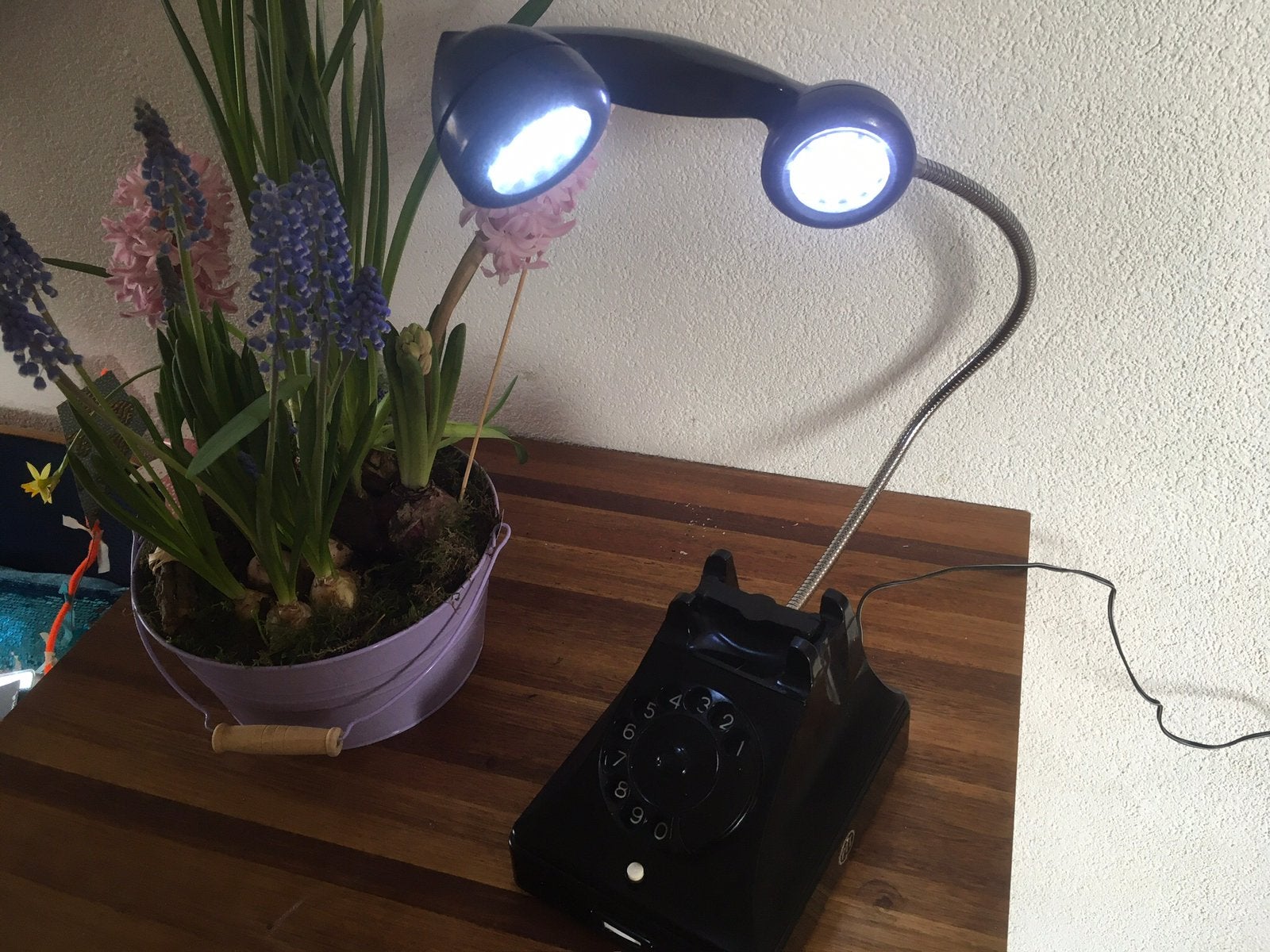 Vitage Telefoon omgebouwd als functionele Tafel lamp, Ophalen of Verzenden, Gebruikt, 100 cm of meer, Overige merken