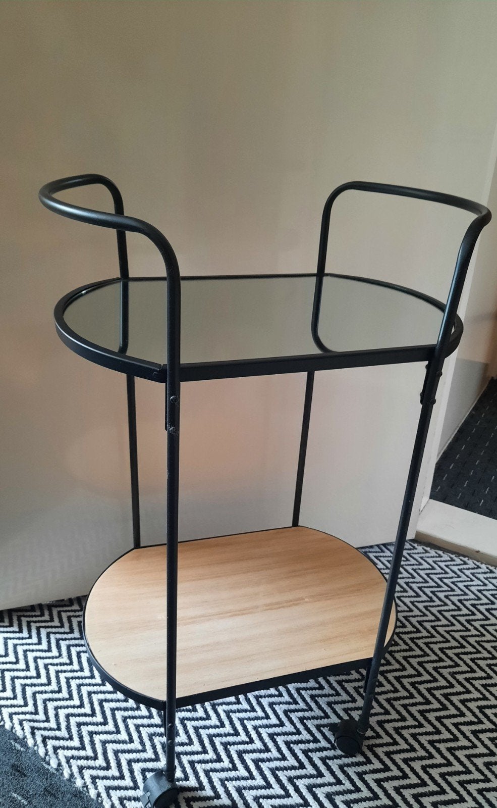 Trolly/serveerwagen., Huis en Inrichting, Woonaccessoires | Etagères, Ophalen, Zo goed als nieuw