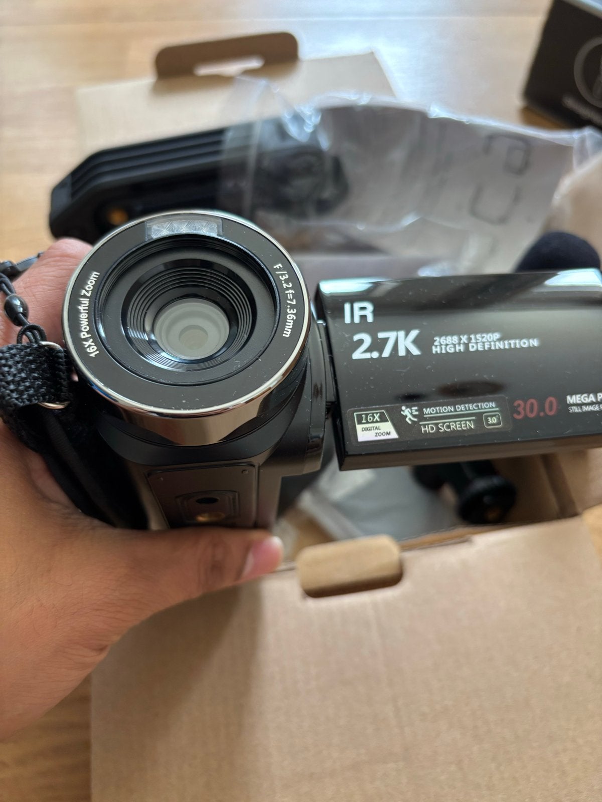 Digitale videocamera 2.7K 30MP met microfoon en accessoires, Overige merken, Externe microfoon, Camera, Nieuw