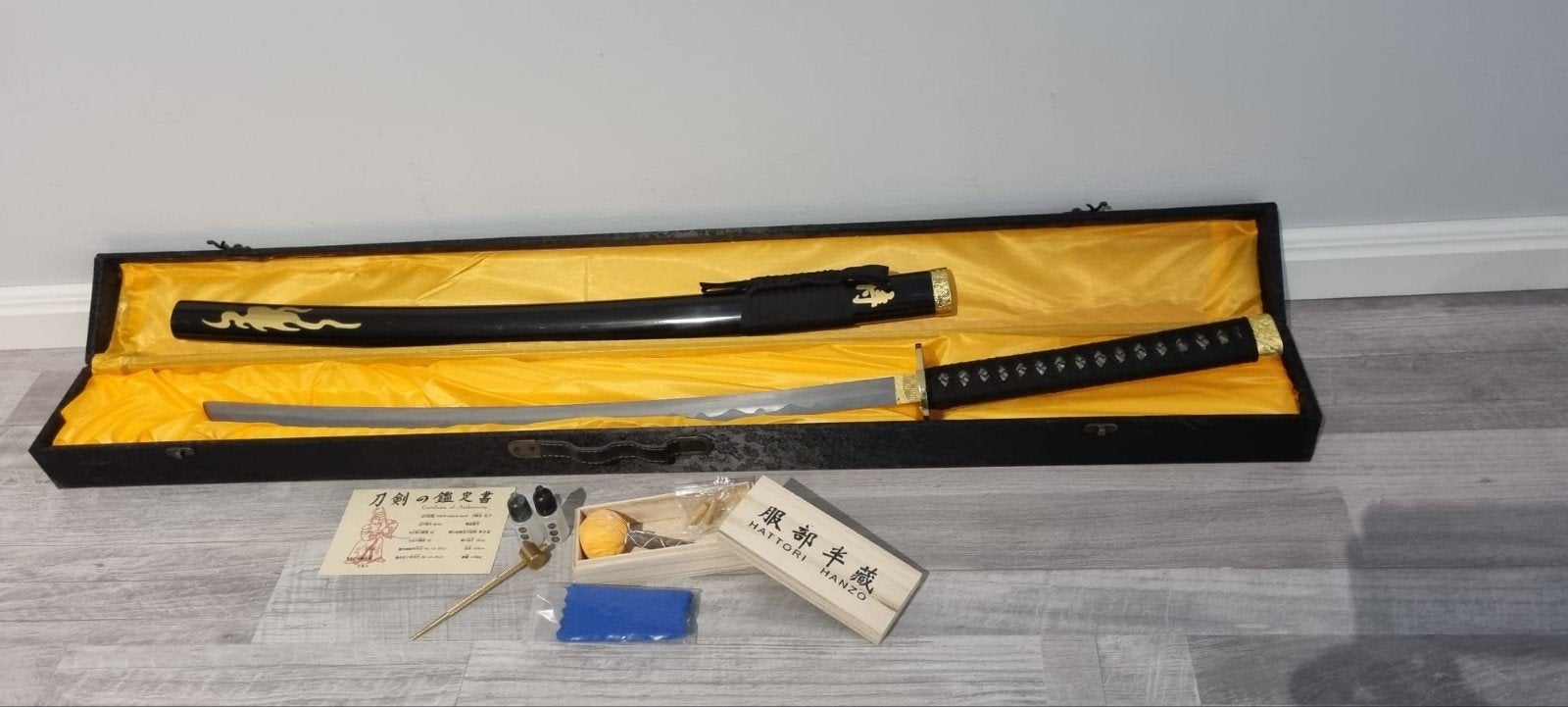 Scherp katana zwaard, samurai zwaarden, sabel, mes, dolk

Sc, Ophalen of Verzenden, Overige soorten, Azië, Zwaard of Sabel