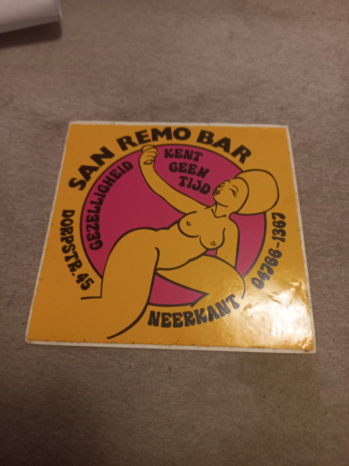 Vintage San Remo Bar bierviltje - Neerkant, Ophalen of Verzenden, Gebruikt