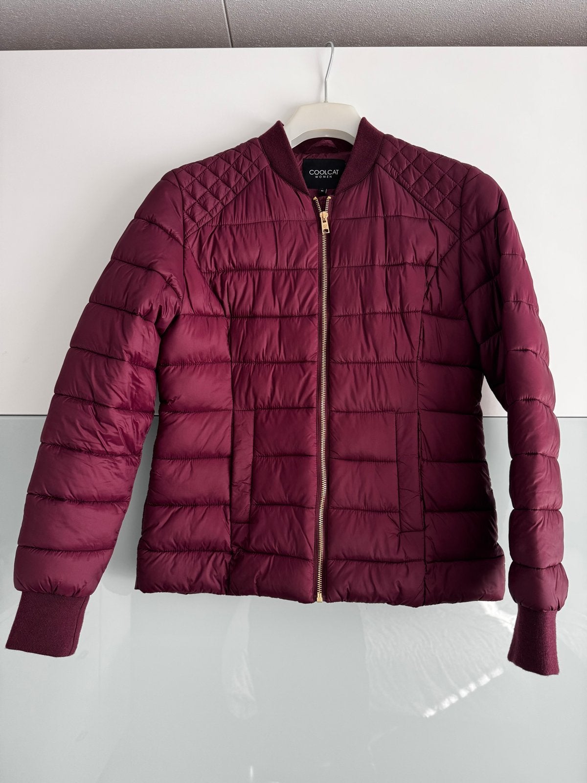 Coolcat gewatteerde jas maat M bordeaux rood te koop, Kleding | Dames, Ophalen of Verzenden, Zo goed als nieuw, Maat 38/40 (M)
