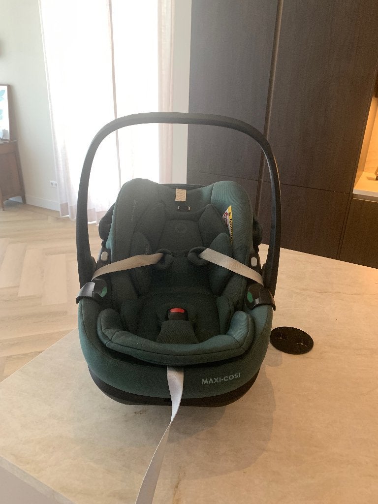 Maxi cosi pebble 360 green, Ophalen, Afneembare rugleuning, Zo goed als nieuw, Isofix