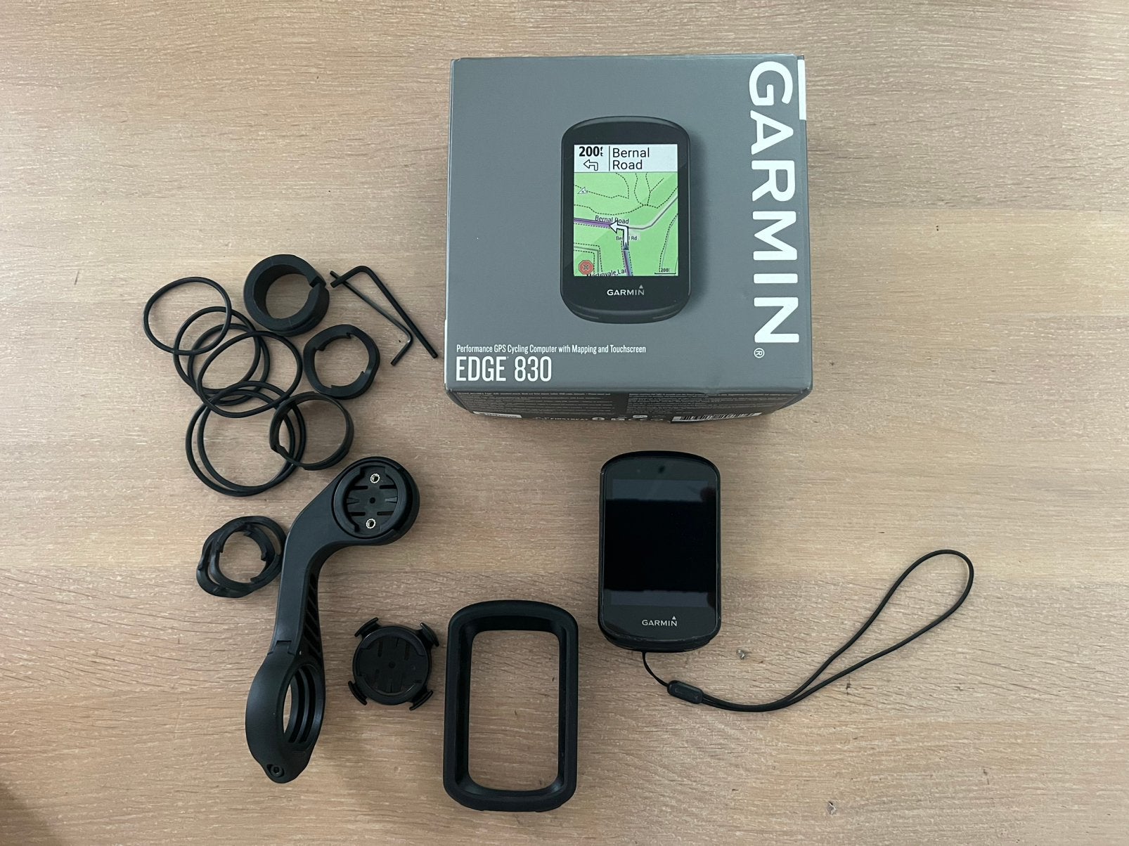 Garmin edge 830, Fietsen en Brommers, Fietsaccessoires | Fietscomputers, Ophalen of Verzenden, Zo goed als nieuw