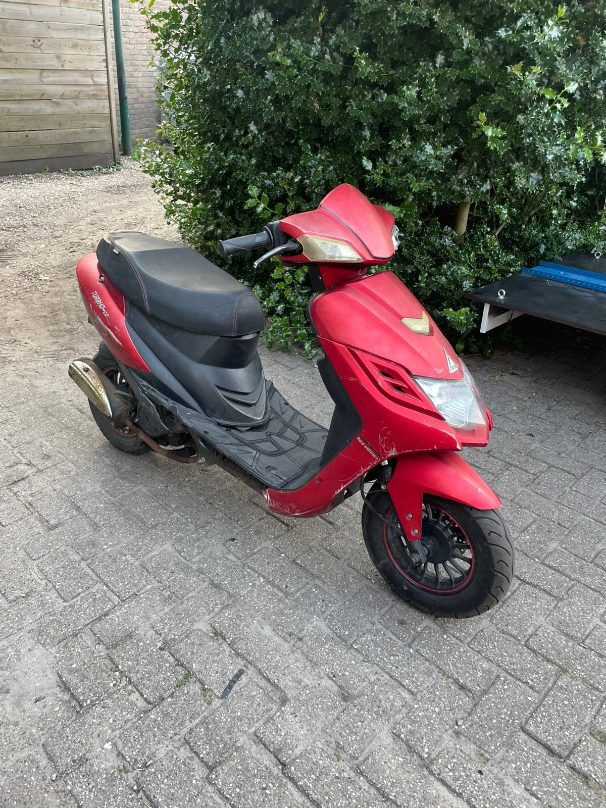 Scooter zonder 123, Fietsen en Brommers, Scooters | Piaggio, Ophalen, Zo goed als nieuw, Benzine, Overige modellen