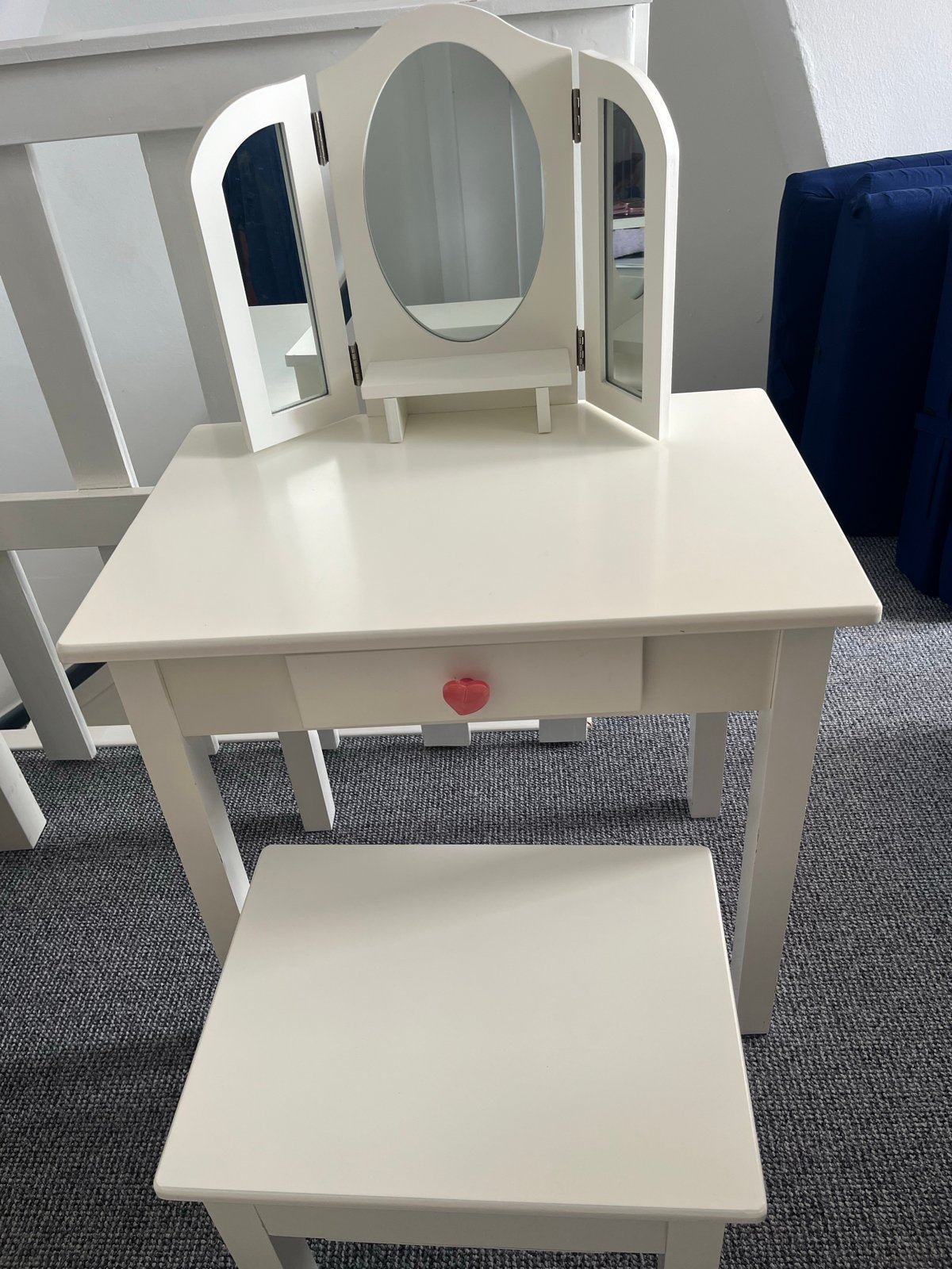 Witte make-up tafel / kaptafel met spiegel en krukje, Ophalen, Gebruikt