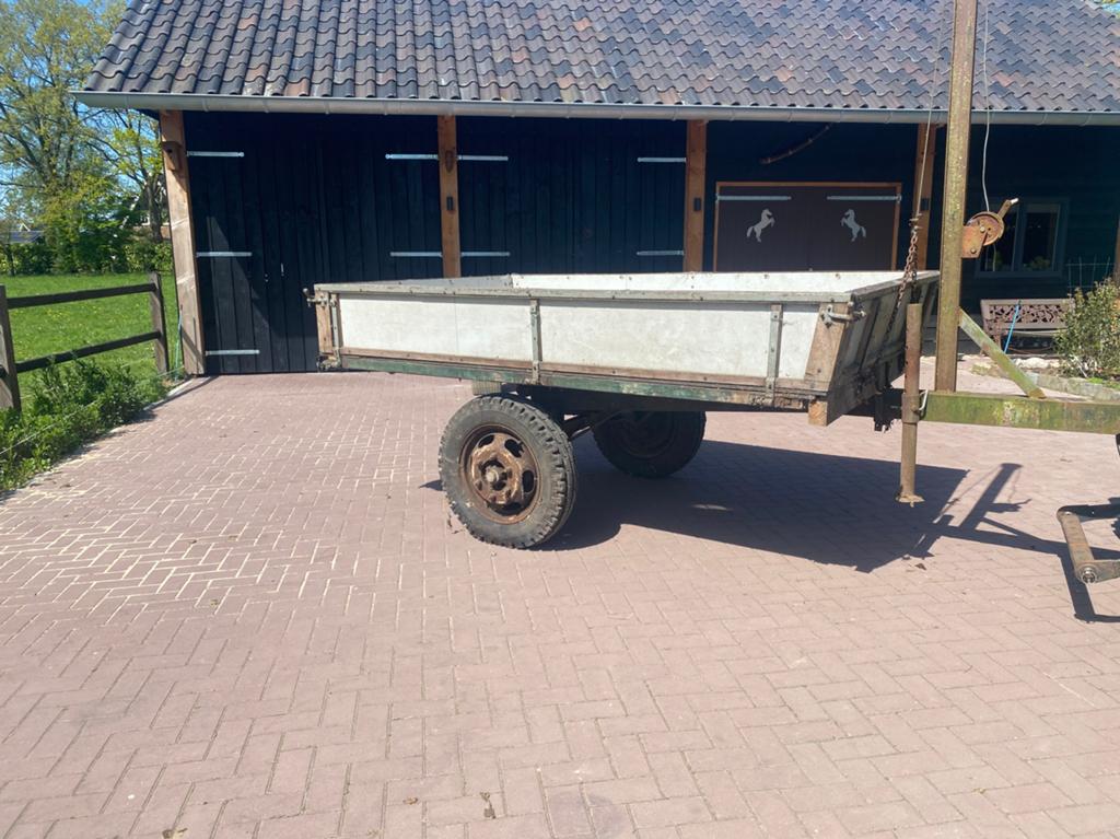Kipper / Kiepkar / Plateauwagen voor tractor 1 Asser, Dieren en Toebehoren, Stalling en Weidegang
