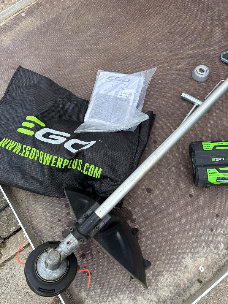 E GO bosmaaier, Tuin en Terras, Bosmaaiers, Ophalen, Accu, 10 tot 30 cm, EGO