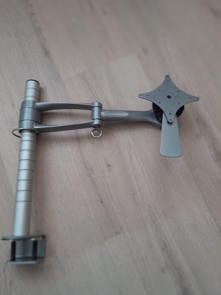 Zeer stevige en stabiele monitor arm., Ophalen, Gebruikt, 101 t/m 150 Hz, Overige typen