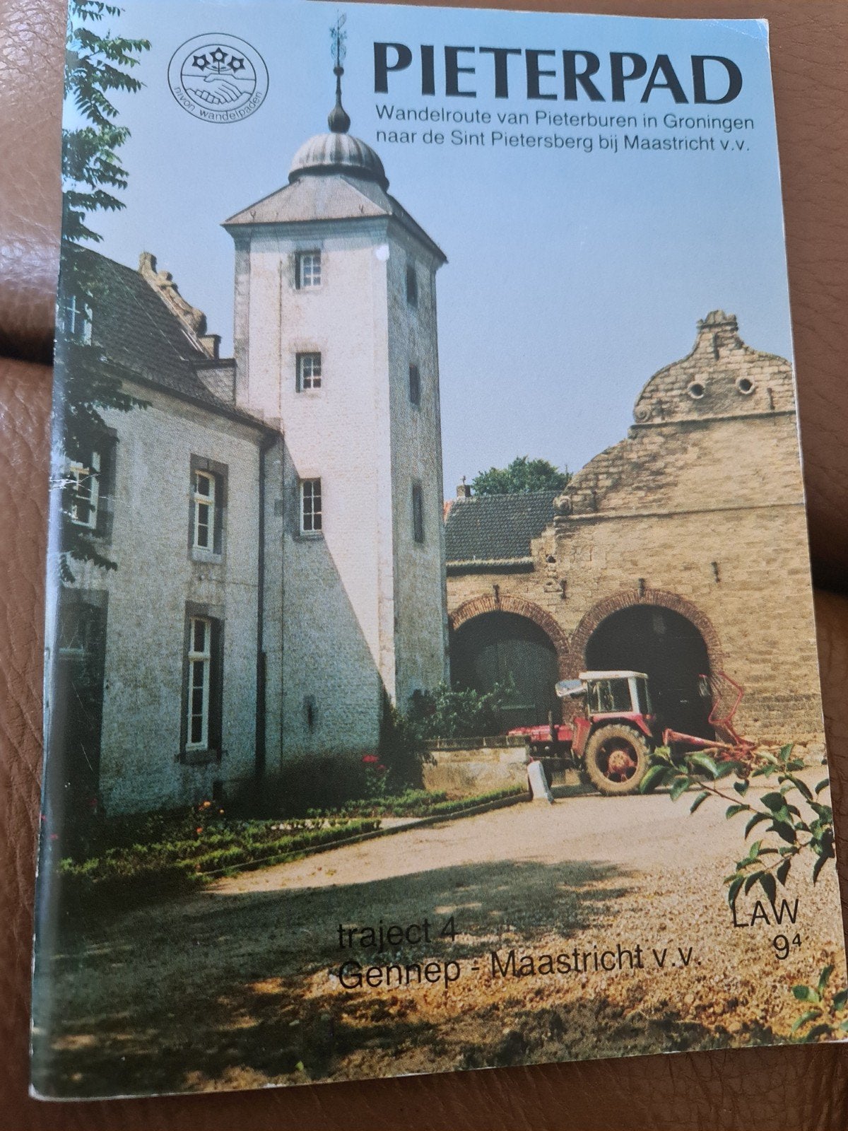 Pieterpad Wandelgids: Gennep-Maastricht (Traject 4), Boeken, Fiets- of Wandelgids, Ophalen of Verzenden, Benelux, Gelezen