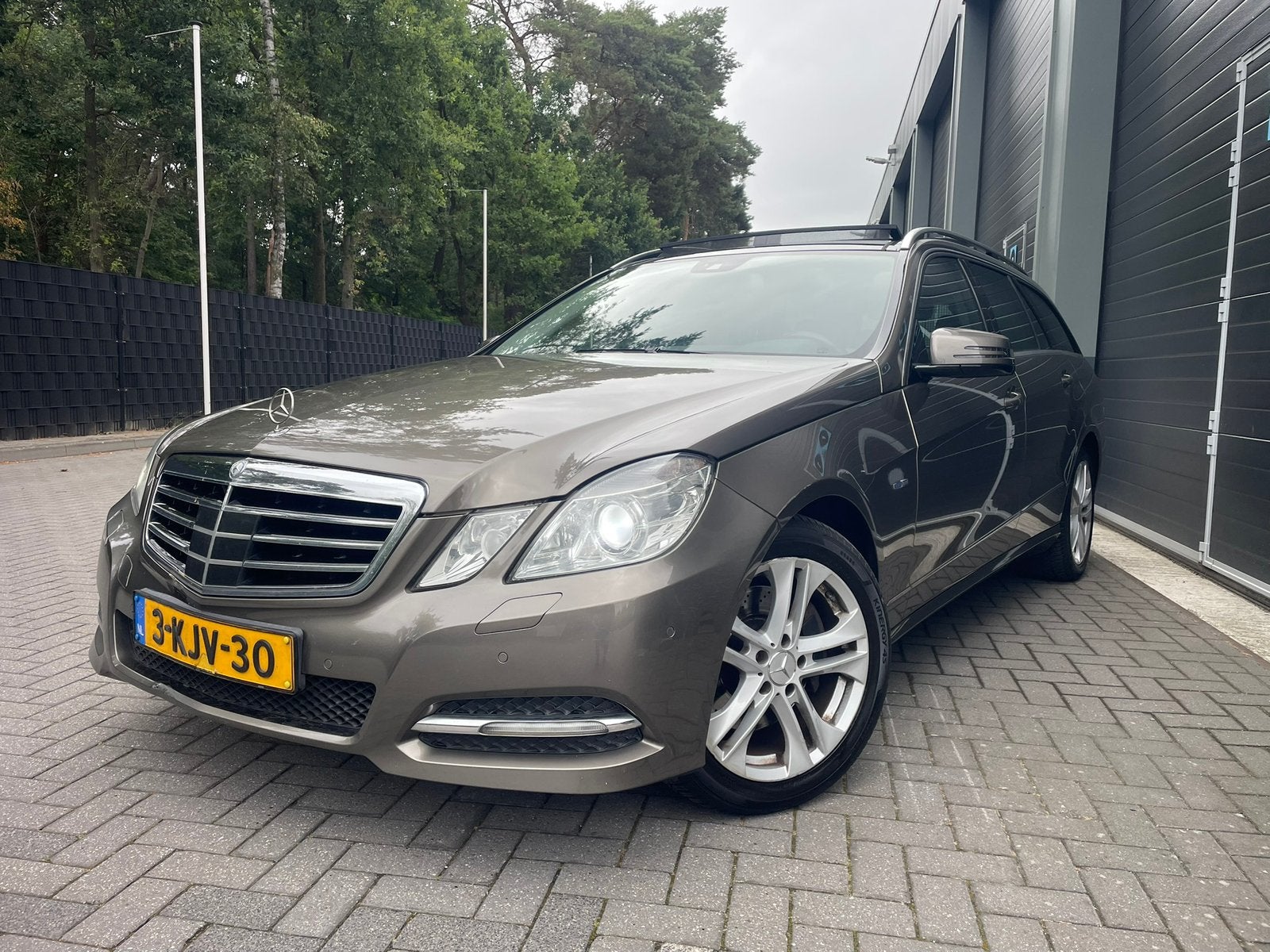 Mercedes-Benz E-Klasse E200 CDI Blueefficiency Aut7. 2012, Auto's, Mercedes-Benz, Automaat, Diesel, 2143 cc, 1745 kg