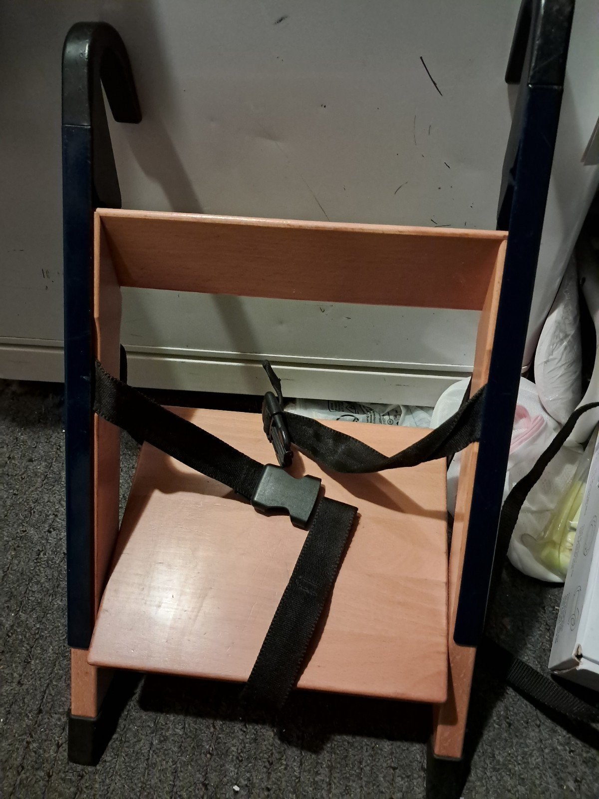 HandySitt inklapbare kinderstoel met gordel, Kinderen en Baby's, Kinderstoelen, Ophalen of Verzenden, Gebruikt, Inklapstoel, Gordel(s)