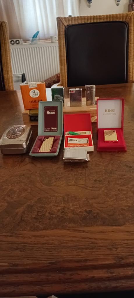 Vintage aanstekers en accessoires - Diverse merken, Ophalen, Gebruikt, Aansteker