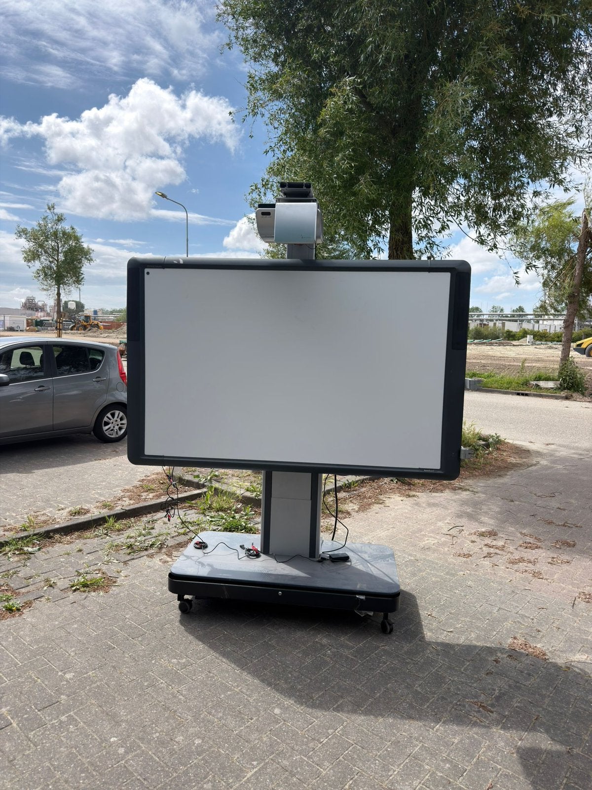 MOET WEG Promethean ActivBoard met beamer, Audio, Tv en Foto, Beamers, Ophalen, Promethean, DLP, Full HD (1080)