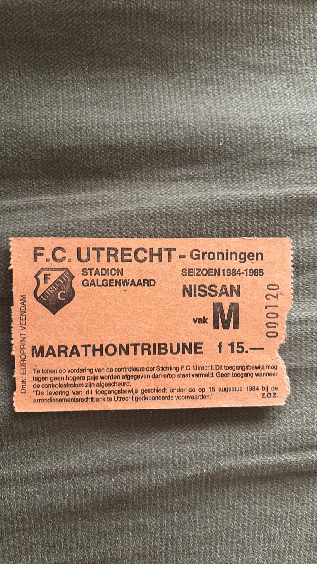 Oud stadionticket fc utrecht fc groningen 1984-1985, Ophalen of Verzenden, Zo goed als nieuw, F.C. Utrecht, Boek of Tijdschrift