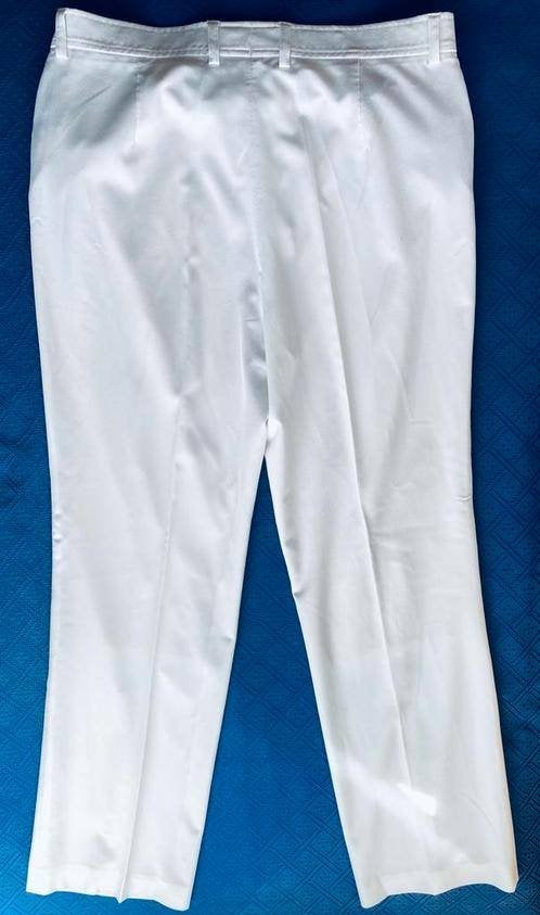 Toni City pantalon maat 42/44 [DM], Wit, Maat 42/44 (L), Ophalen of Verzenden, Zo goed als nieuw