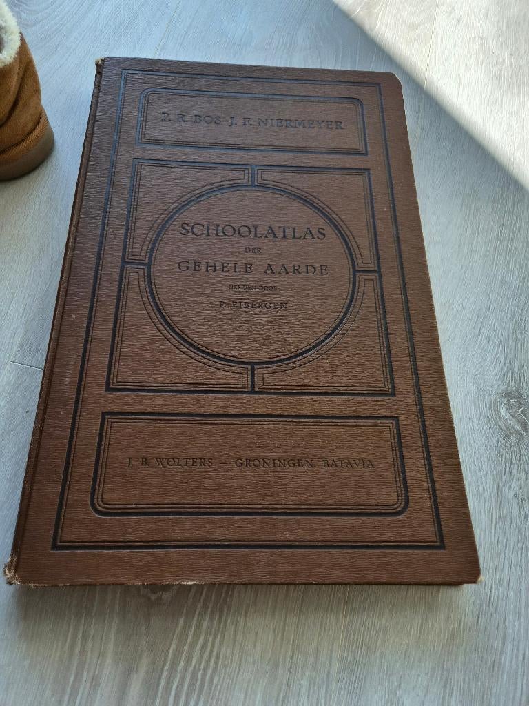Bos Atlas, 1939, Boeken, Atlassen en Landkaarten, Gelezen, Bosatlas, P.R. Bos en J.F. Niermeyer, herzien door P. Eibergen, Ophalen of Verzenden