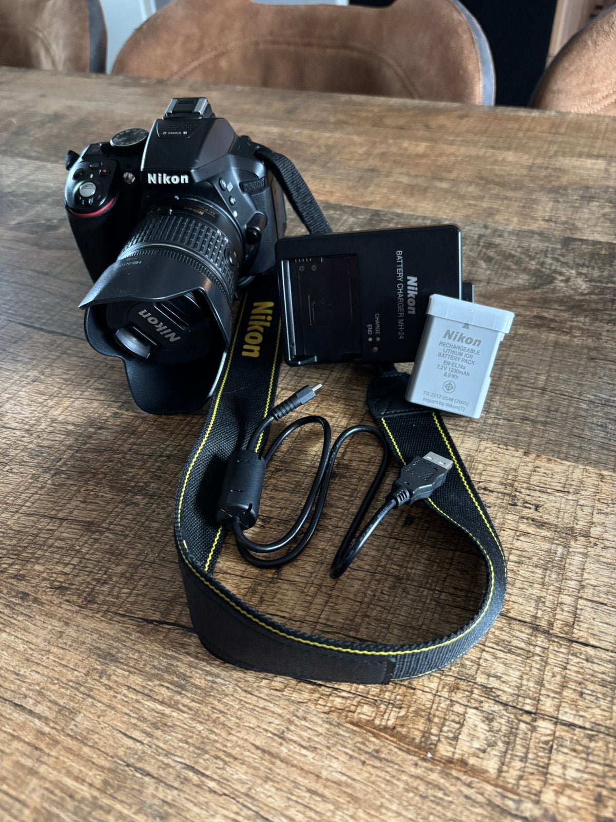 Nikon D5300, Gebruikt, Kantelbaar/draaibaar scherm, Ophalen of Verzenden, 24 megapixels