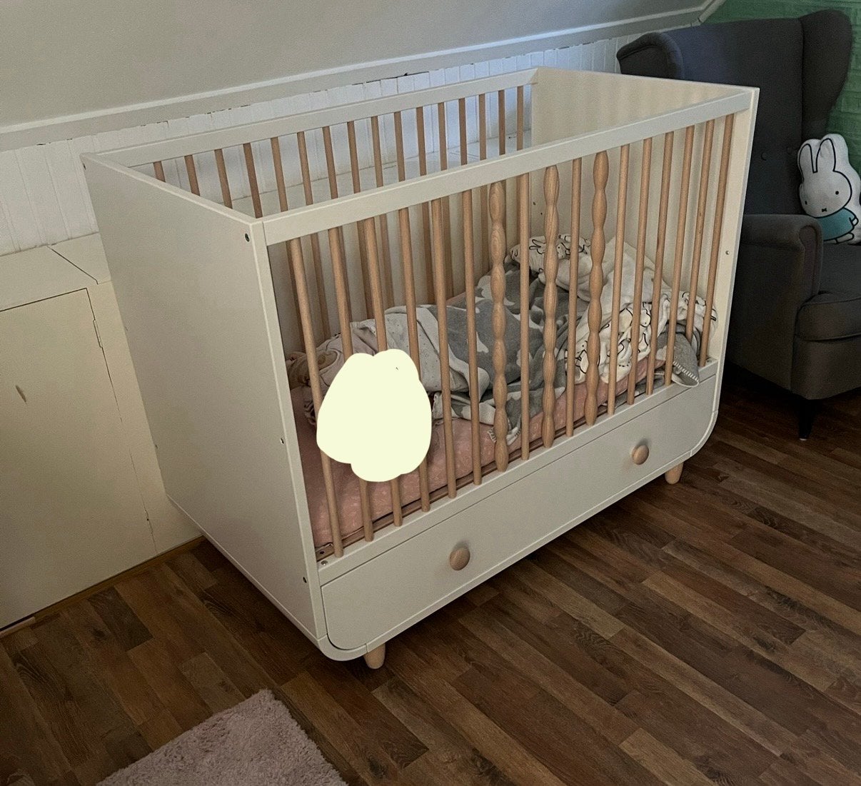 IKEA Myllra ledikant en peuterbed, verstelbaar met lade, Kinderen en Baby's, Babywiegjes en Ledikanten, Ophalen, Gebruikt, Ledikant