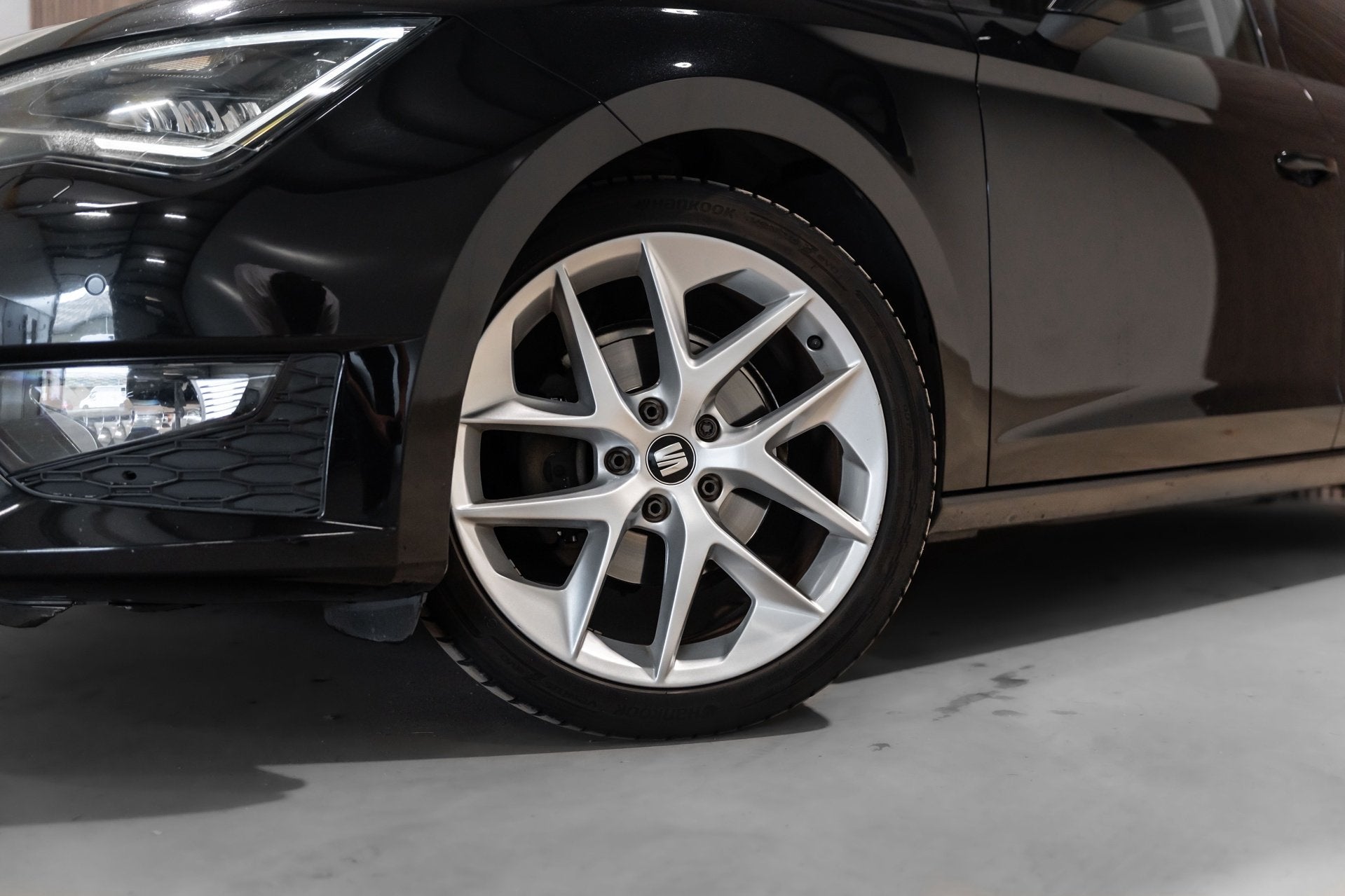 Seat Leon ST 1.4 EcoTSI FR Led Pano Navi PDC Stoelverwarming, Auto's, Seat, Dealer onderhouden, Gebruikt, 4 cilinders, 150 pk