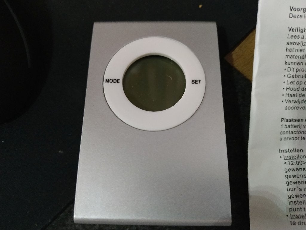 Led-wekker, Ophalen of Verzenden, Nieuw, Zilver, Staande klok