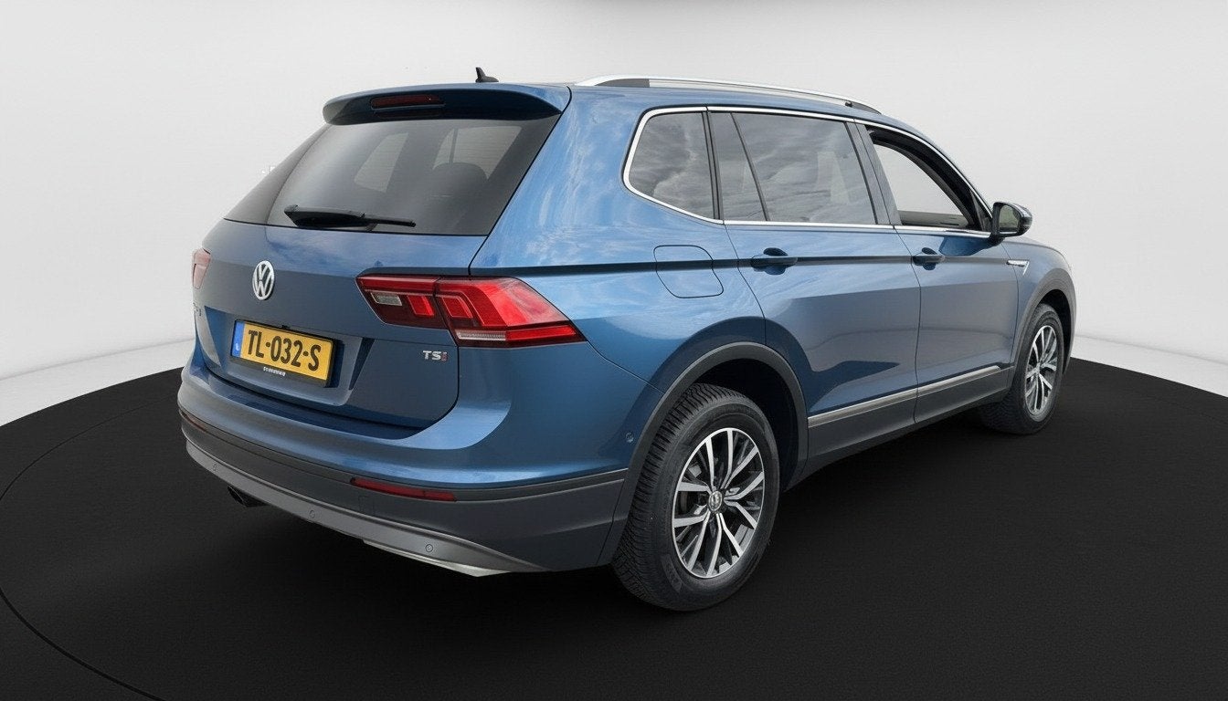 Volkswagen Tiguan Allspace 1.4 TSI 150PK COMFORTLINE 7-PERSO, Euro 6, 4 cilinders, Blauw, 7 stoelen