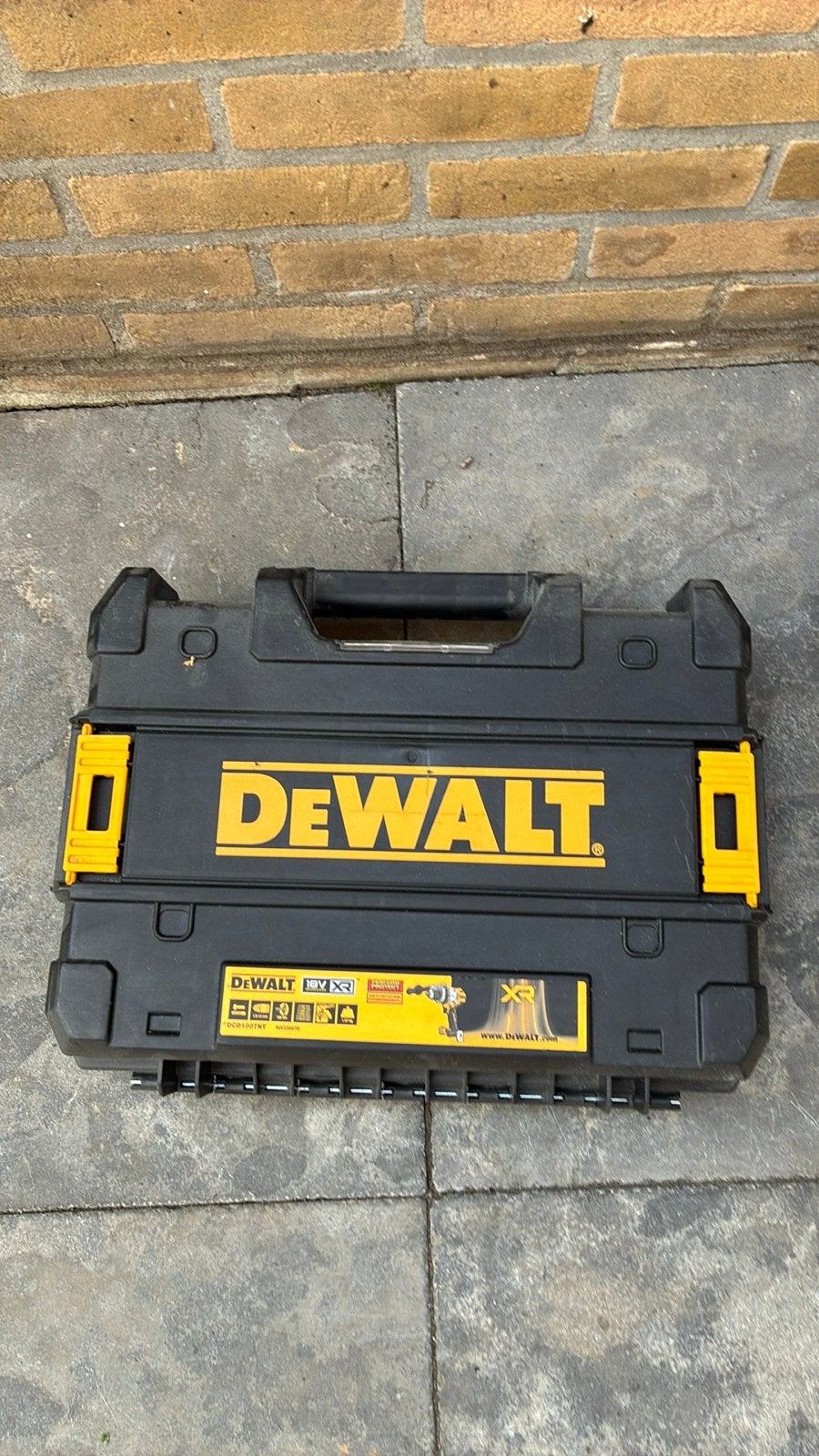 Foto 3 van DeWalt Gereedschapskoffer - Twee Stuks