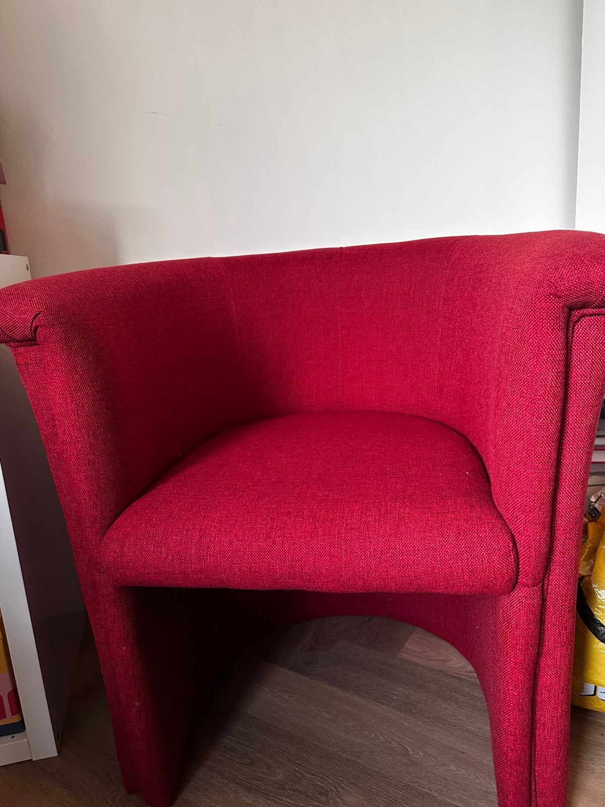 Rode lounge stoel, Eenpersoons, Minder dan 75 cm, Ophalen of Verzenden, Zo goed als nieuw