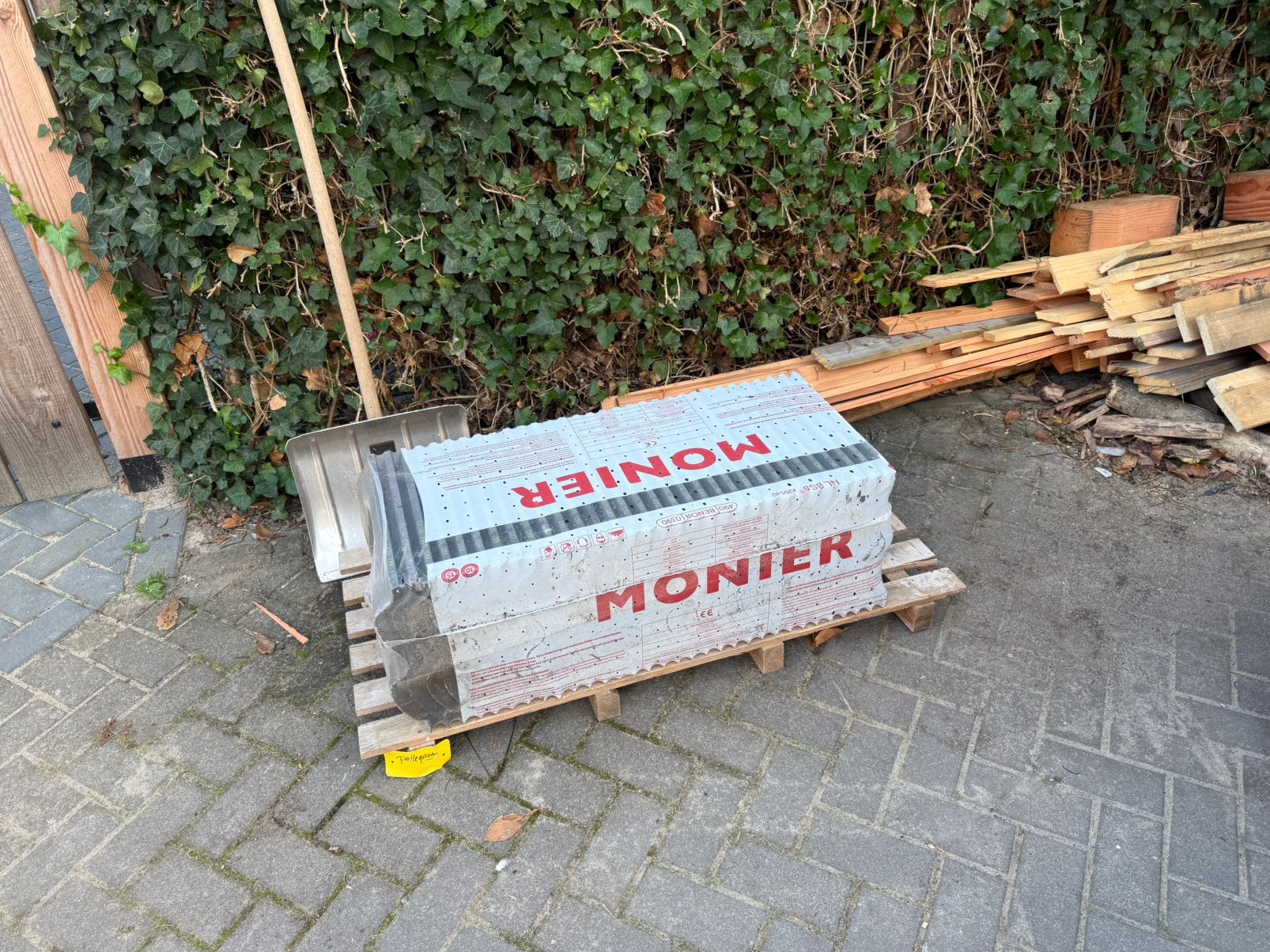 Sneldekkers dakpannen monier zwart, nieuw en gebruik, Gebruikt, Steen of Klei, Ophalen of Verzenden, 15 m² of meer