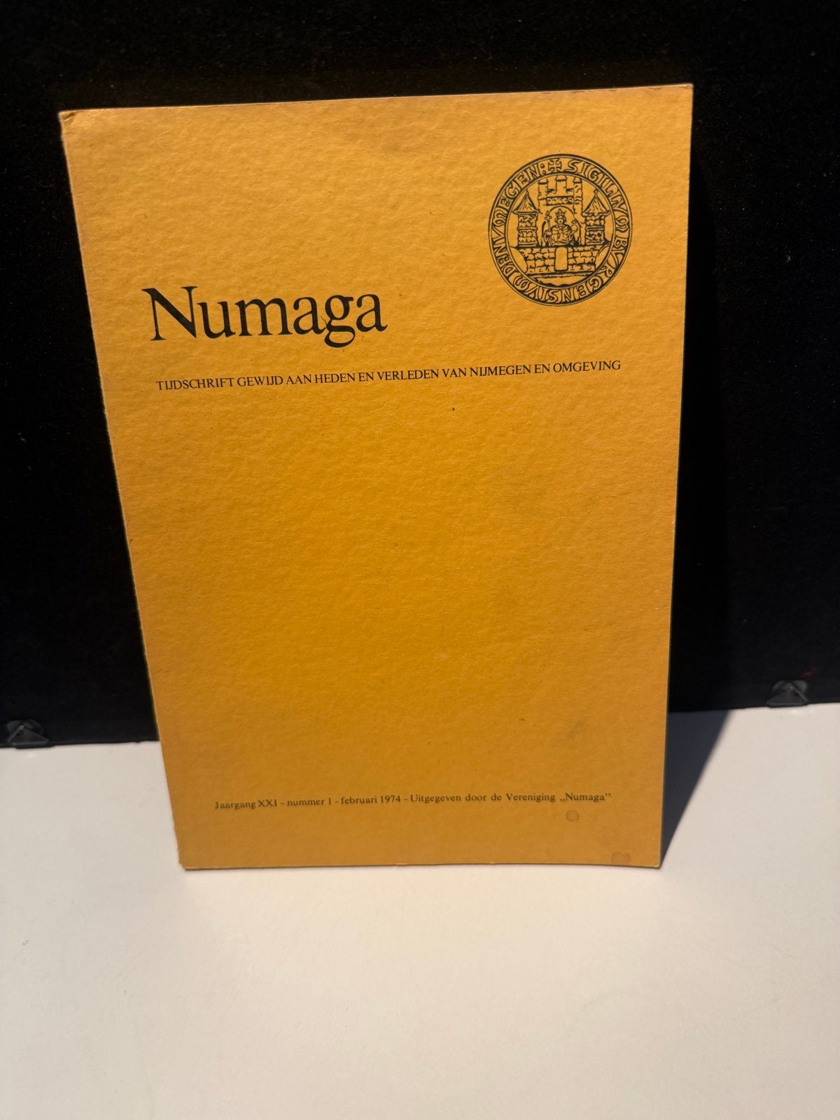 Numaga: Tijdschrift over Nijmegen en Omgeving (1974), Boeken, Ophalen of Verzenden, 20e eeuw of later, Gelezen