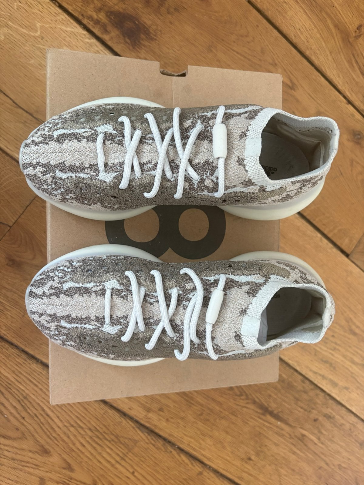 Adidas Yeezy Boost 380 'Pyrite' - Maat 40, Kleding | Heren, Schoenen, Ophalen, Zo goed als nieuw, Bruin, Sneakers of Gympen