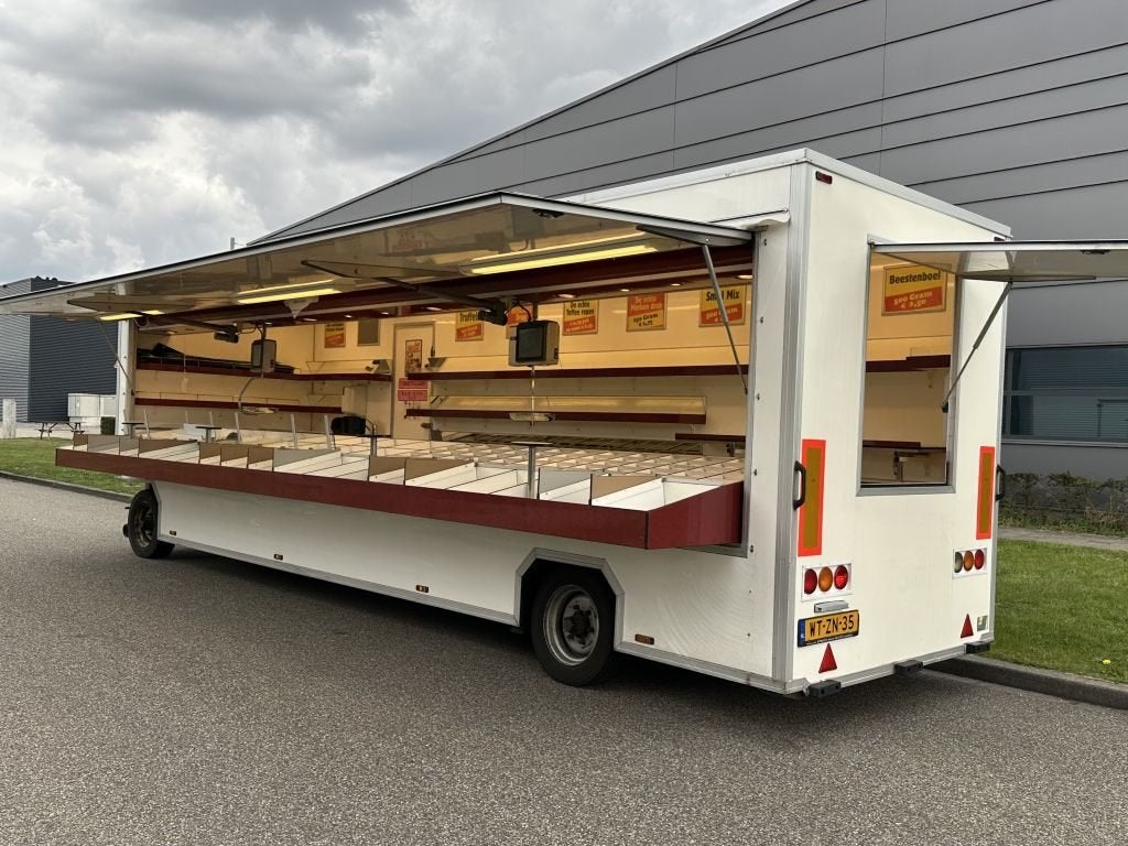 Foto 3 van Zéér nette snoepverkoopwagen te koop!!