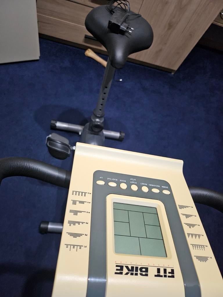 Hometrainer Fit Bike - Ideaal voor thuisworkouts, Sport en Fitness, Ophalen