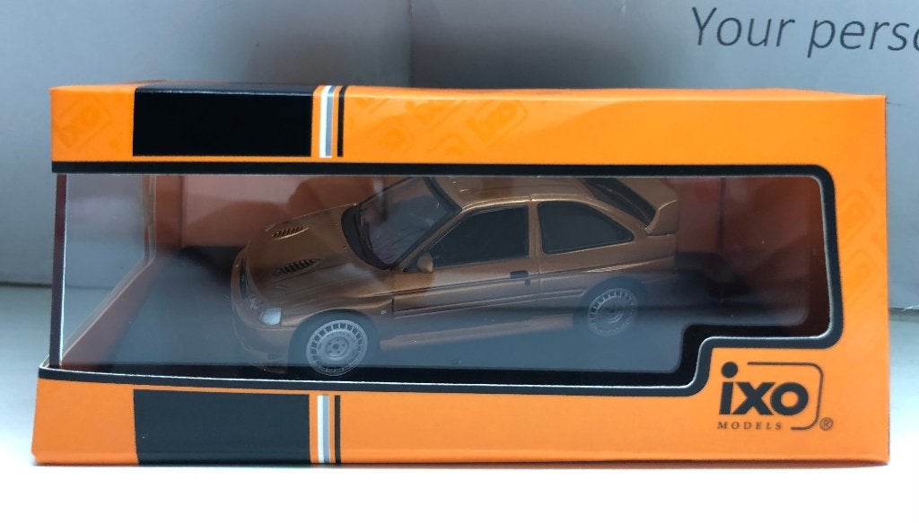 Ixo 1:43 Ford Escort RS Cosworth custom bruin nieuw, Ophalen of Verzenden, Nieuw, Auto, Overige merken