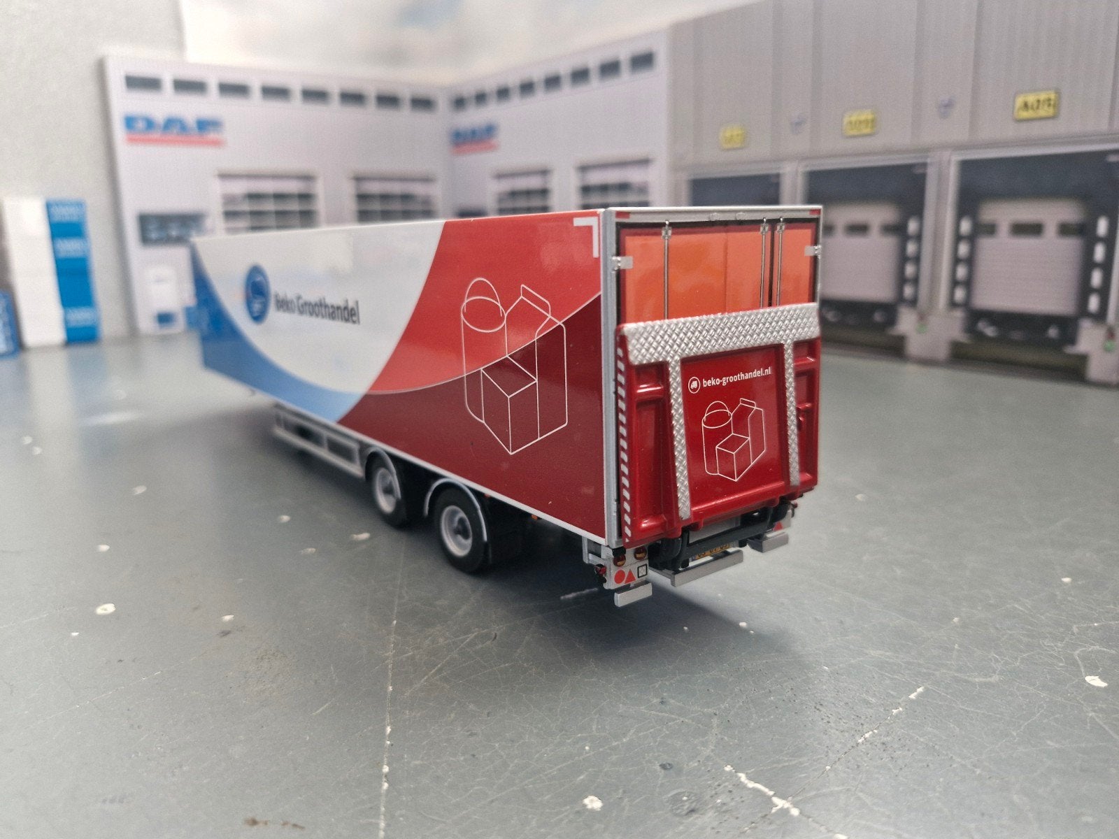 koeltrailer wsi van beko groothandel, Hobby en Vrije tijd, Modelauto's | 1:50, Ophalen of Verzenden, Zo goed als nieuw, Bus of Vrachtwagen